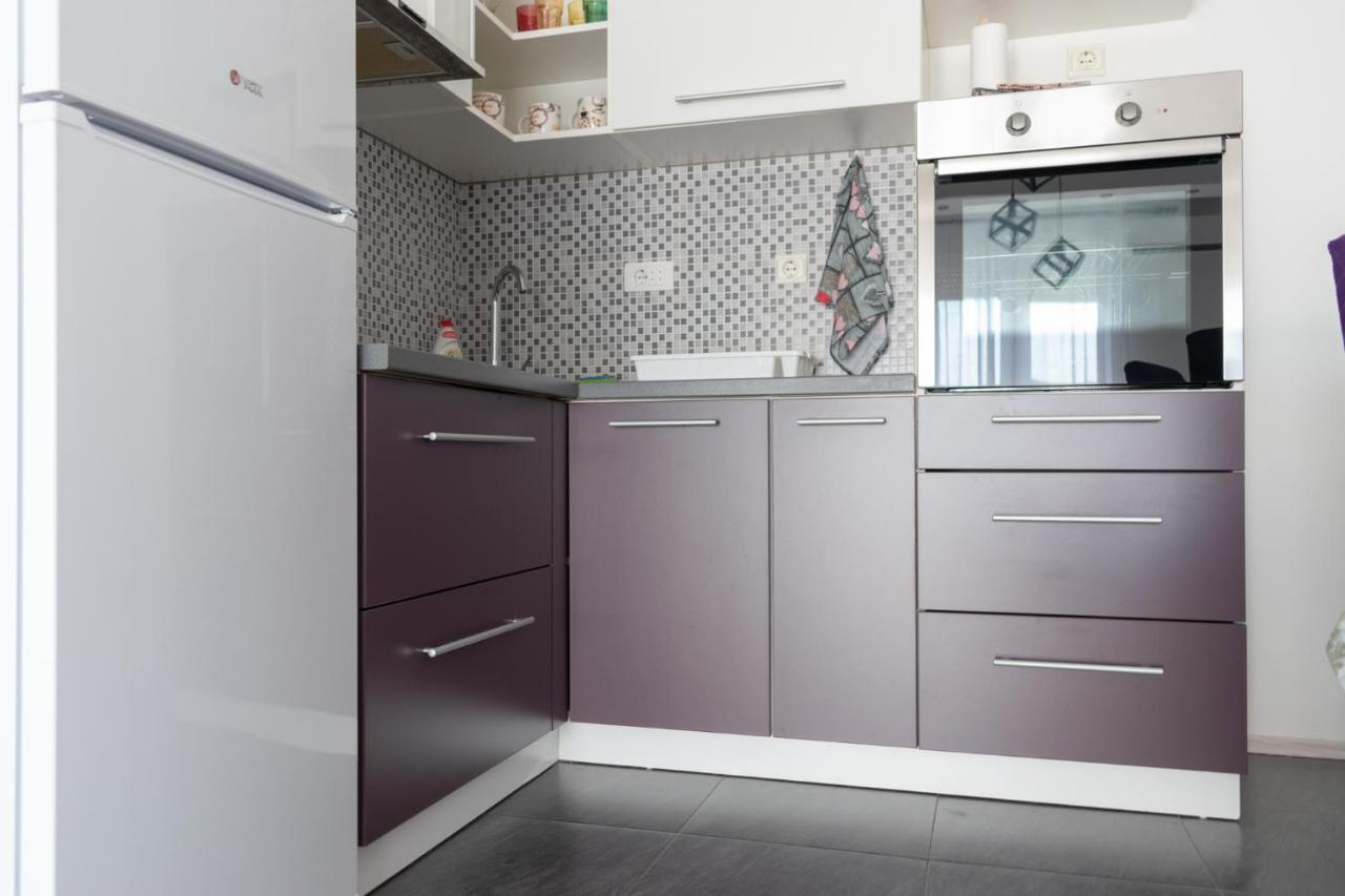 Stan Na Dan 021 Apartment Novi Sad Ngoại thất bức ảnh