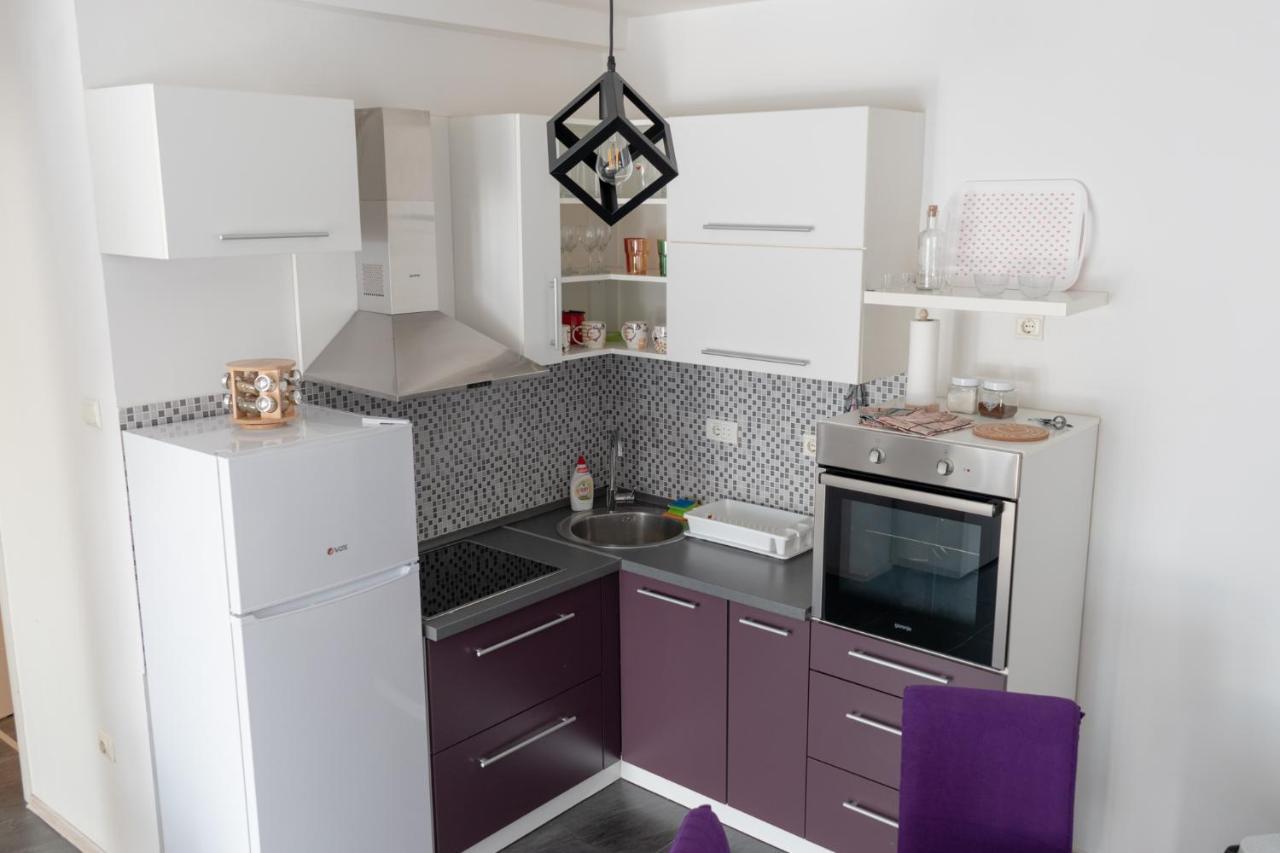 Stan Na Dan 021 Apartment Novi Sad Ngoại thất bức ảnh