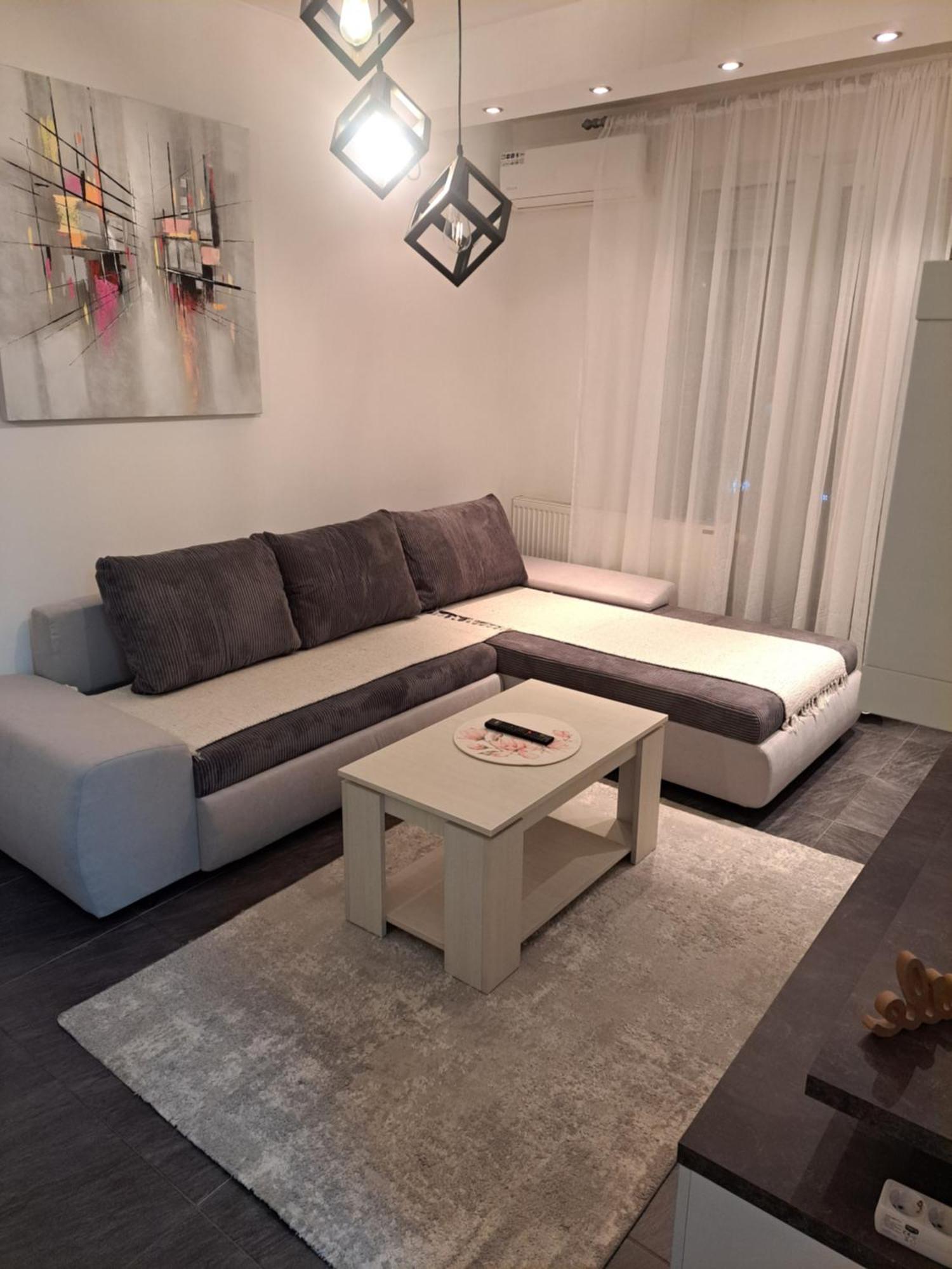 Stan Na Dan 021 Apartment Novi Sad Ngoại thất bức ảnh